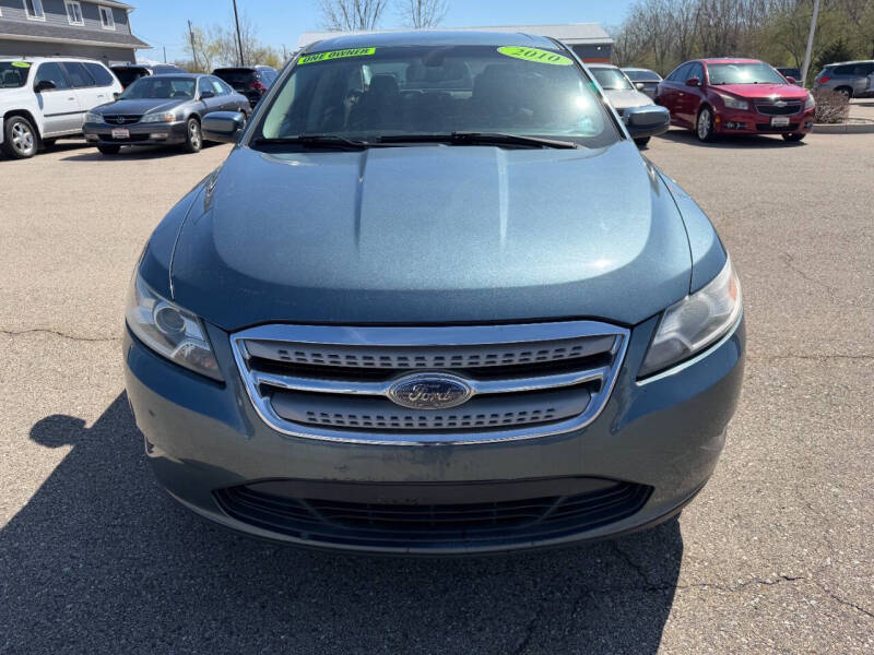 2010 Ford Taurus SEL