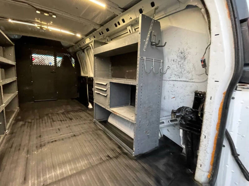 2016 Chevrolet Express 2500