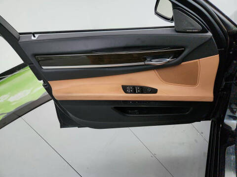 2014 BMW 7 Series 740i