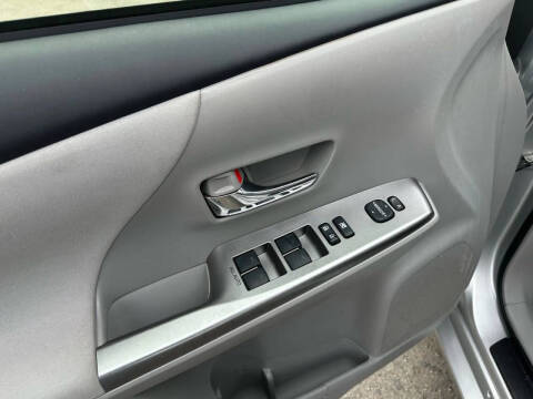 2015 Toyota Prius v Three