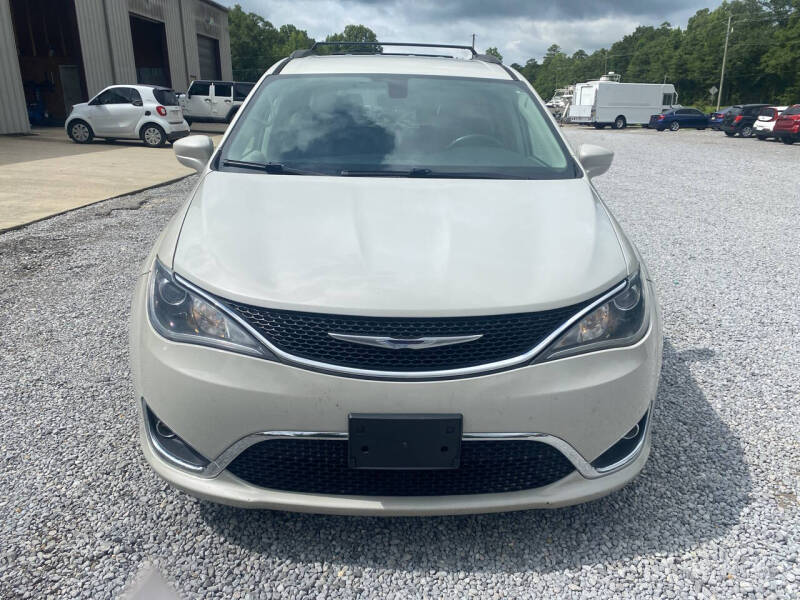 2017 Chrysler Pacifica Touring-L