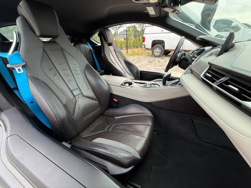 2016 BMW i8