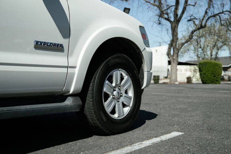 2008 Ford Explorer XLT