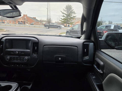 2018 Chevrolet Silverado 1500 Custom