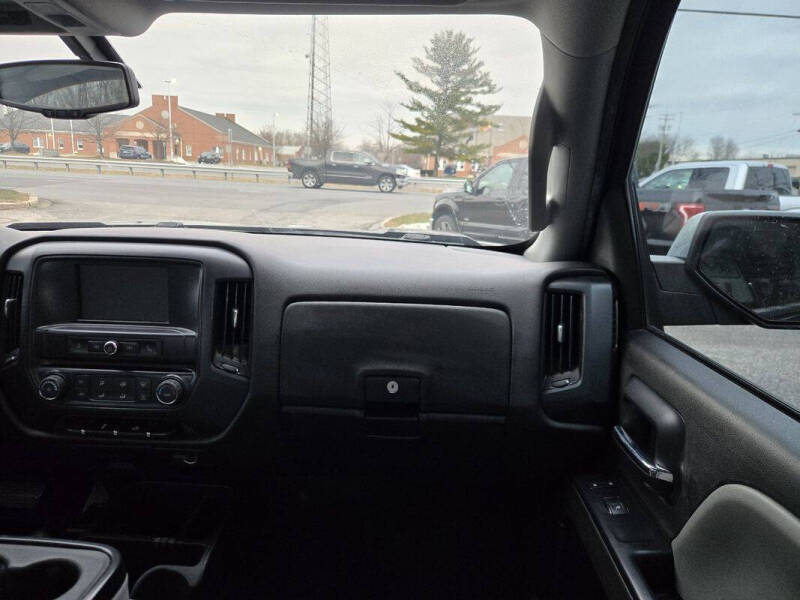 2018 Chevrolet Silverado 1500 Custom