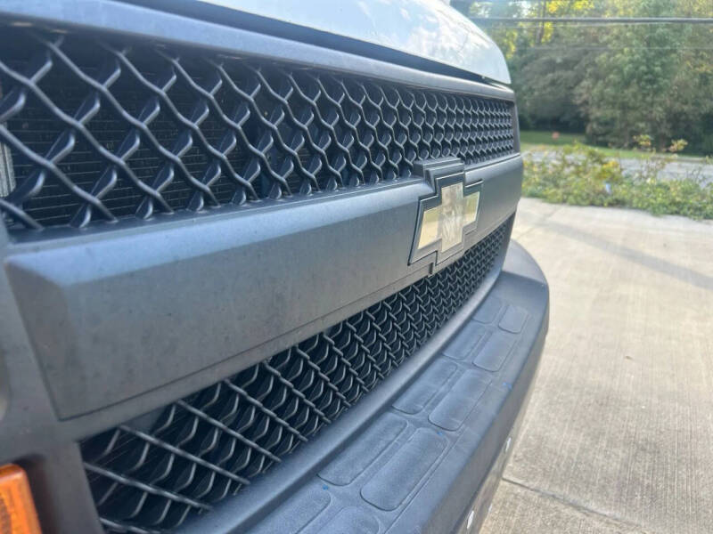 2017 Chevrolet Express 2500