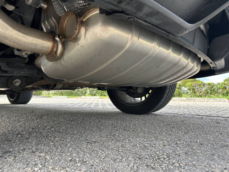 2017 Porsche Cayenne Platinum Edition