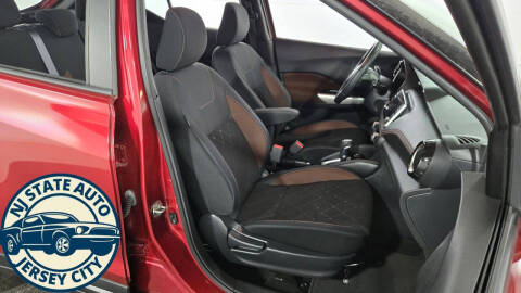 2019 Nissan Kicks SR