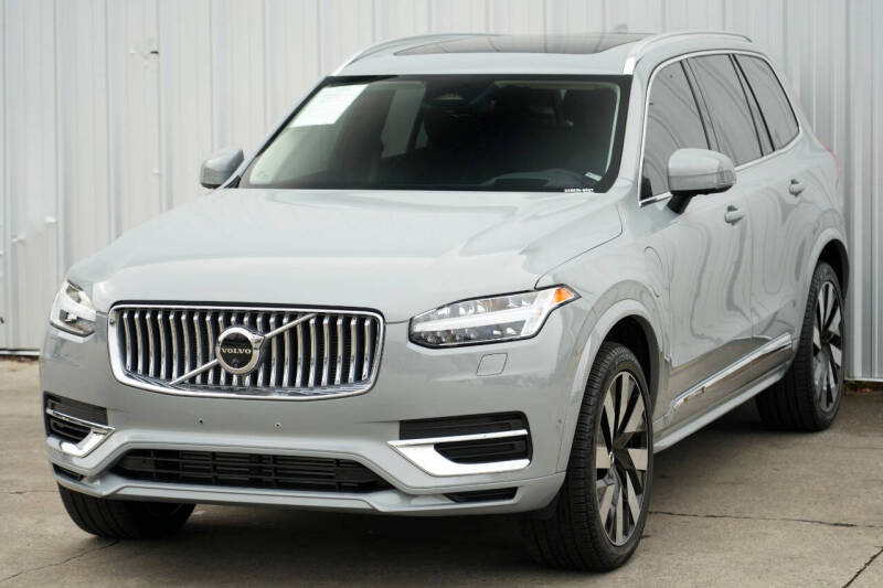 2024 Volvo XC90 Recharge T8 Ultimate Bright Theme 7P