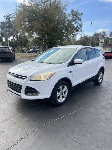 2015 Ford Escape for sale at BSS AUTO SALES INC in Eustis FL