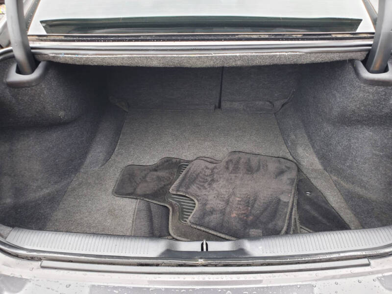 2017 Dodge Charger SE