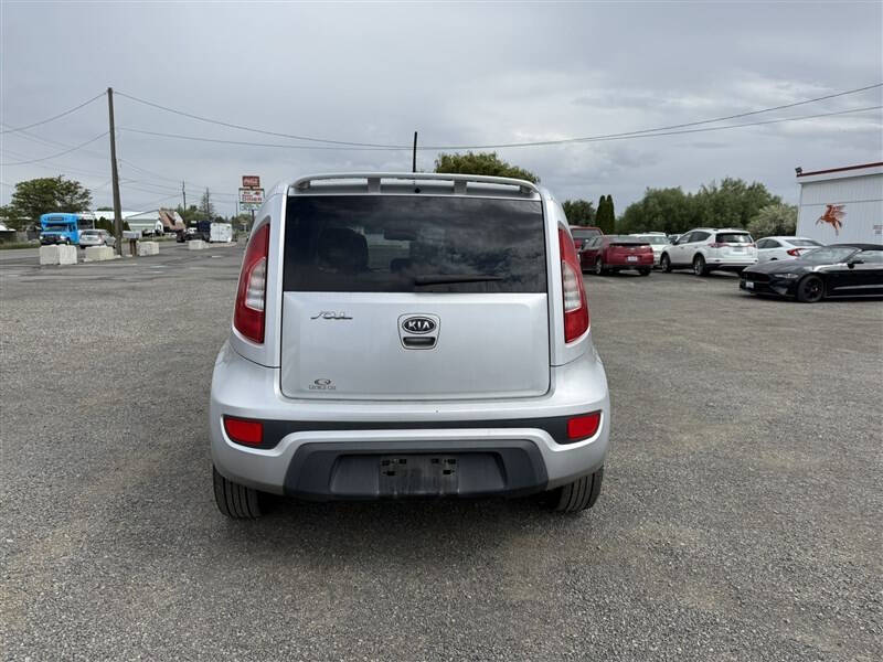 2012 Kia Soul +