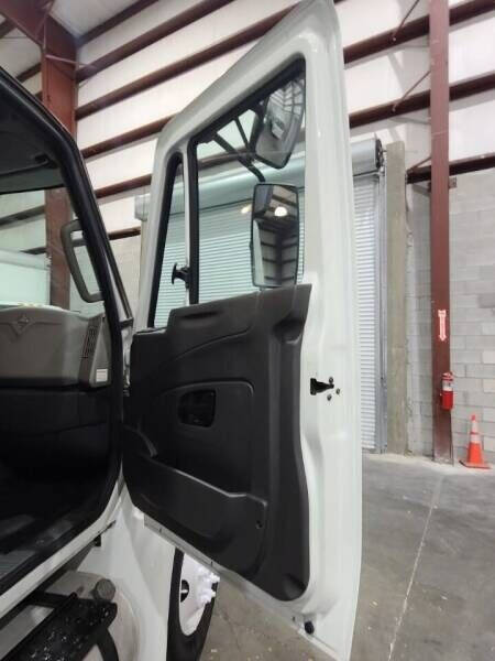 2016 International DuraStar 4300
