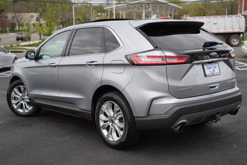 2020 Ford Edge Titanium
