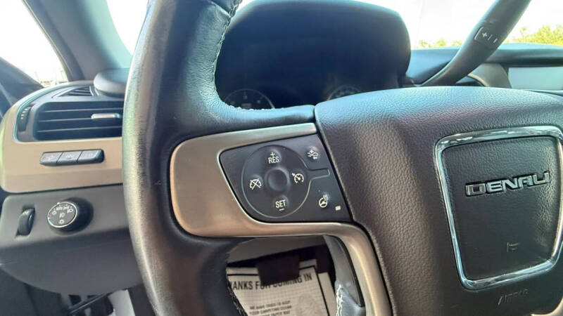 2017 GMC Yukon Denali