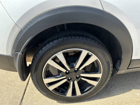 2019 Nissan Kicks SR
