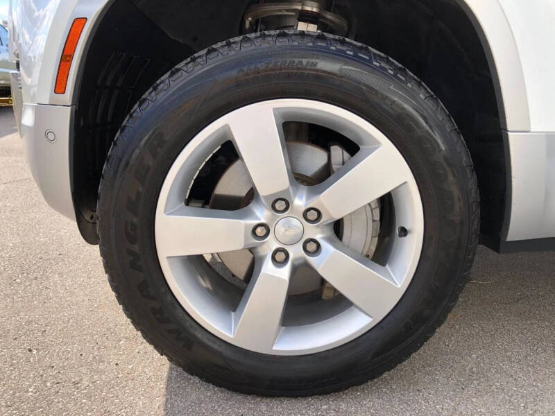 2023 Land Rover Defender 130 First Edition