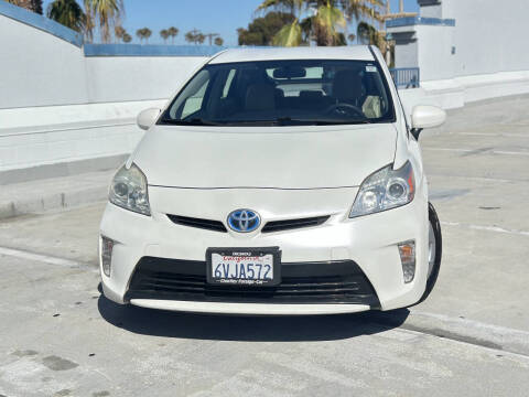 2012 Toyota Prius Two