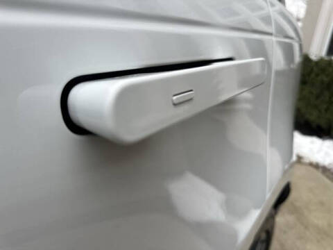 2023 Land Rover Range Rover Sport P360 SE