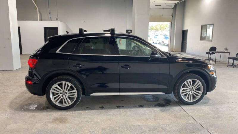 2019 Audi Q5 quattro Prestige 45 TFSI