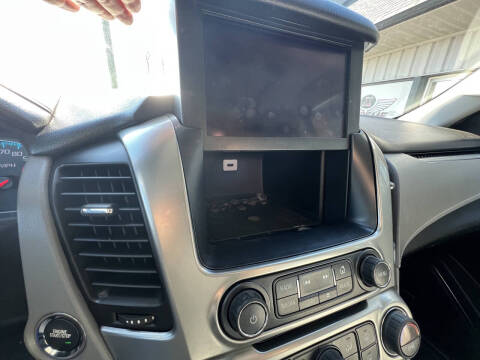 2017 Chevrolet Suburban LT