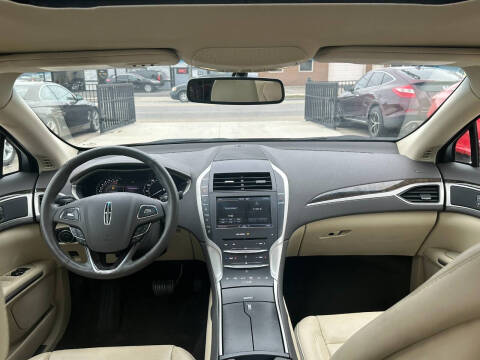 2013 Lincoln MKZ