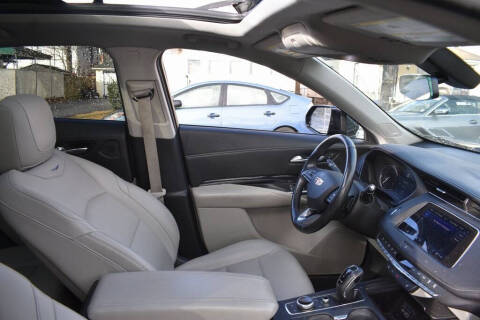 2019 Cadillac XT4 Luxury