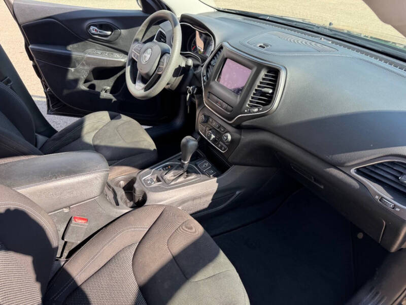 2021 Jeep Cherokee Latitude