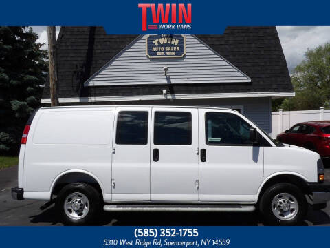 2025 Chevrolet Express 2500