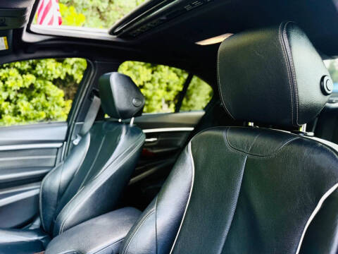 2018 BMW 3 Series 330i xDrive