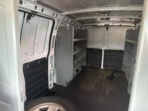 2020 Chevrolet Express 2500