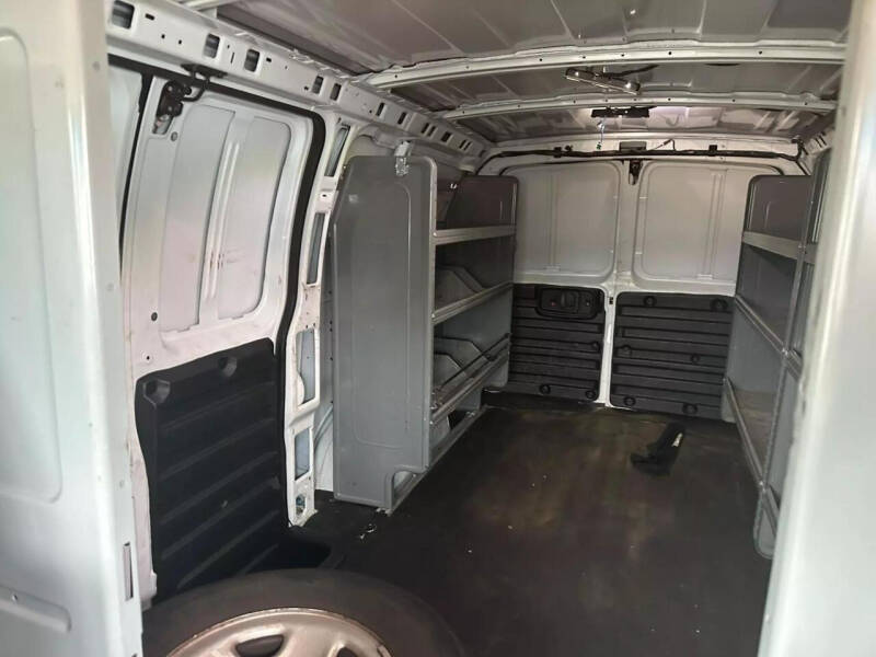 2020 Chevrolet Express 2500