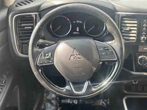 2020 Mitsubishi Outlander SEL