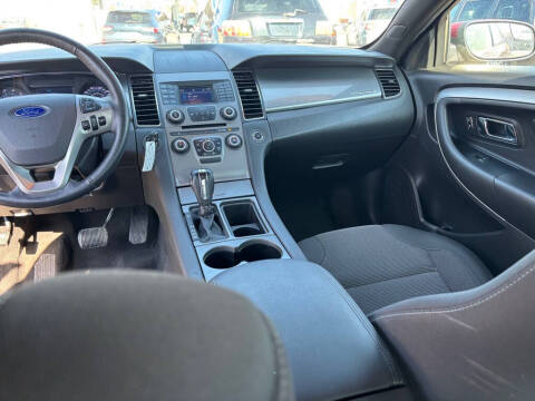 2019 Ford Taurus SEL