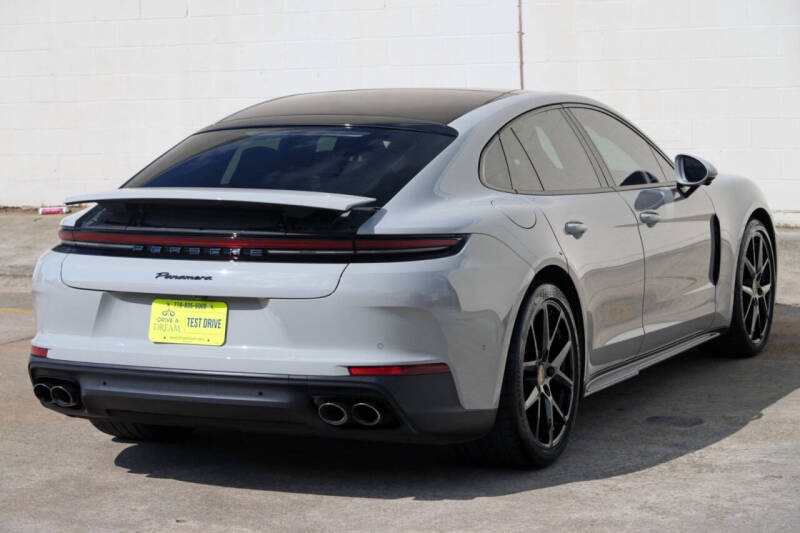 2025 Porsche Panamera