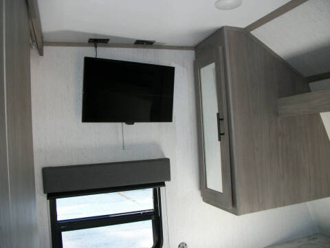 2022 Coleman Lantern Series 262BH