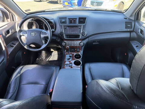 2013 Toyota Highlander Limited