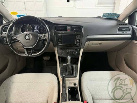 2018 Volkswagen Golf TSI S