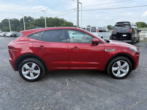 2019 Jaguar E-PACE P300 R-Dynamic SE