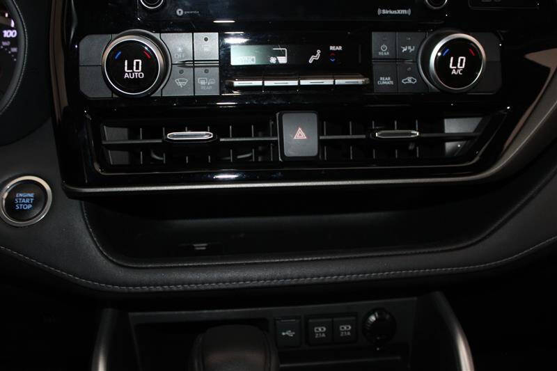 2021 Toyota Highlander L