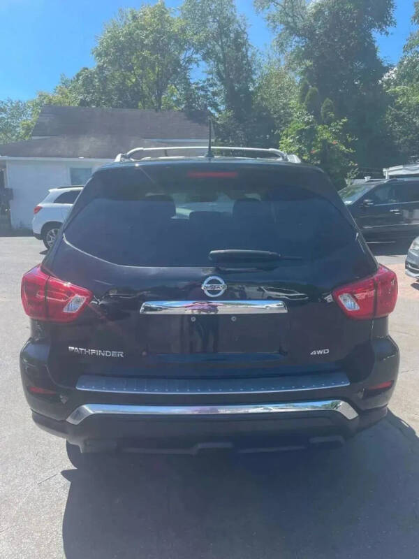 2017 Nissan Pathfinder