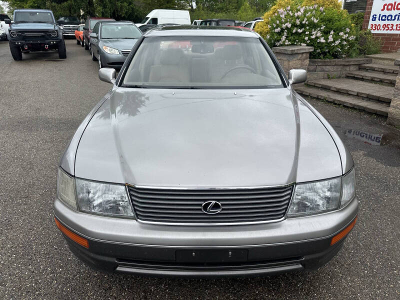 1995 Lexus LS 400