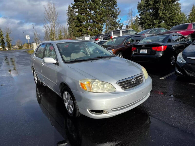 2006 Toyota Corolla LE photo 3