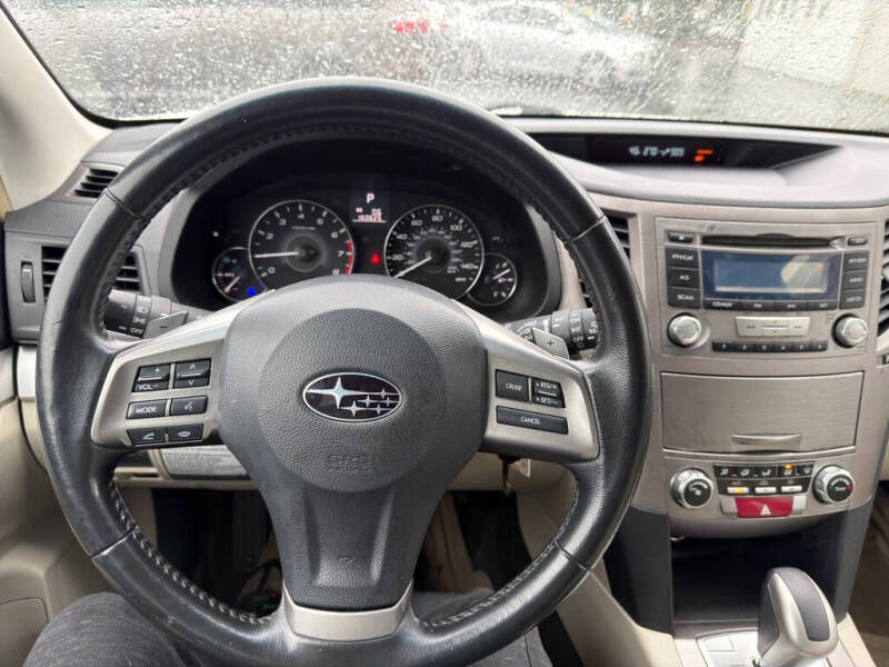 2012 Subaru Outback 2.5i Premium