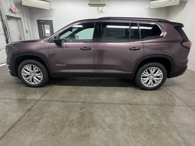 2025 GMC Acadia Elevation