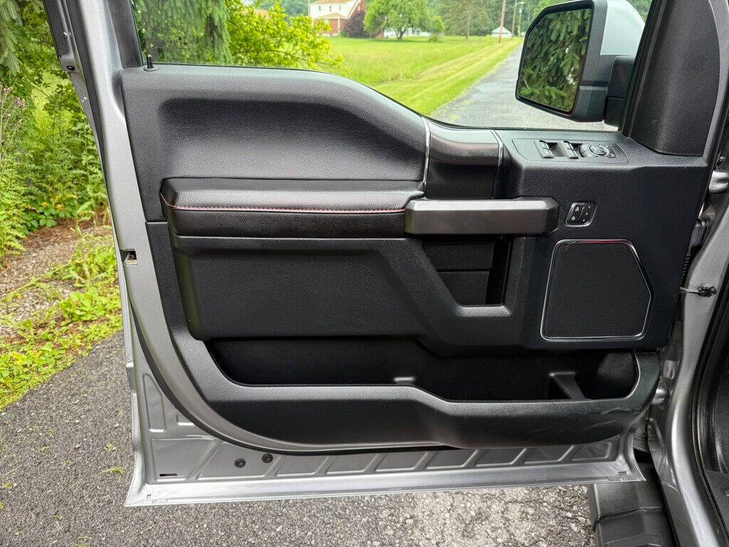 2020 Ford F-150 24