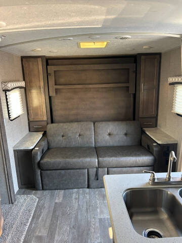 2019 FOREST RIVER - FLAGSTAFF 25BRDS