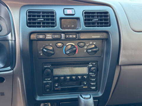 2001 Toyota 4Runner SR5