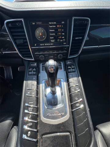 2015 Porsche Panamera Turbo