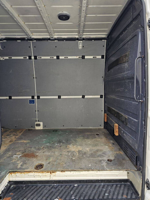 2012 Mercedes-Benz Sprinter Van Base photo 9